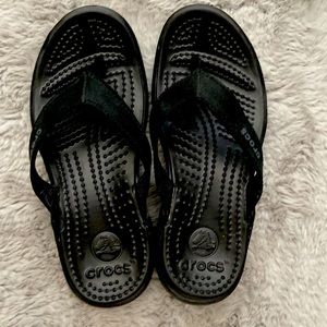 Crocs flip flop